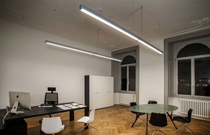 دفتری با نور لاینر